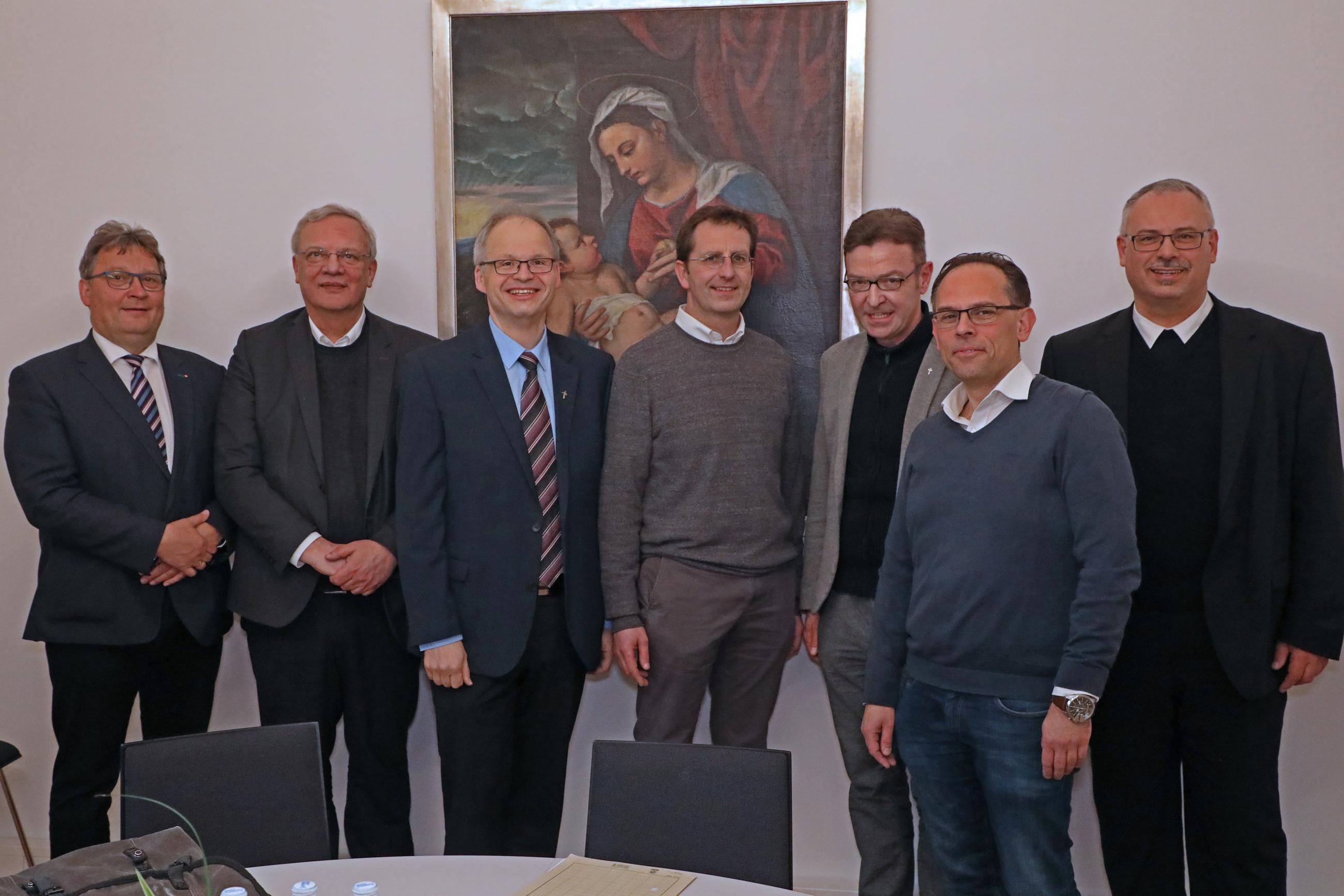 2019_news__Bischöfliche-Kommission-neue-Mitglieder_Gruppe1