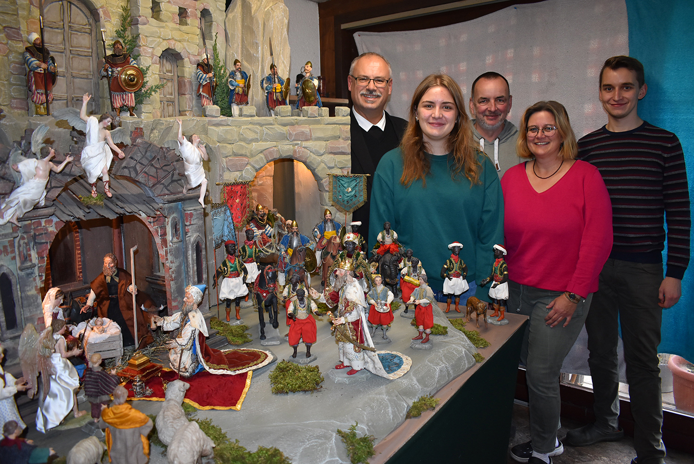 2023 11 13 pb alb weihnachtskrippe krippe gross