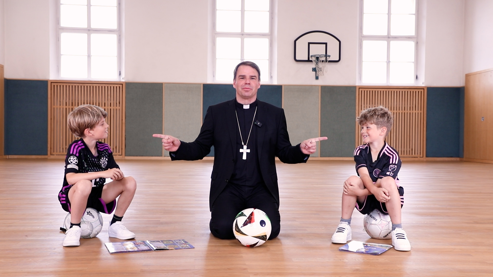 240605 Bischof Fussball Talk Title TV