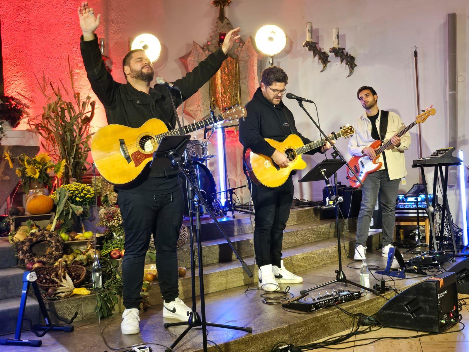 7 Worship Night