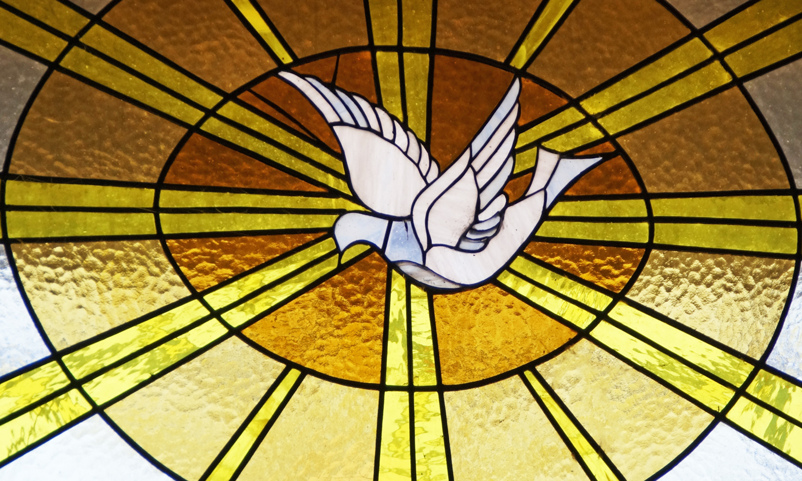 Bild-von-M-W-auf-Pixabay_holy-spirit-2424282_1920