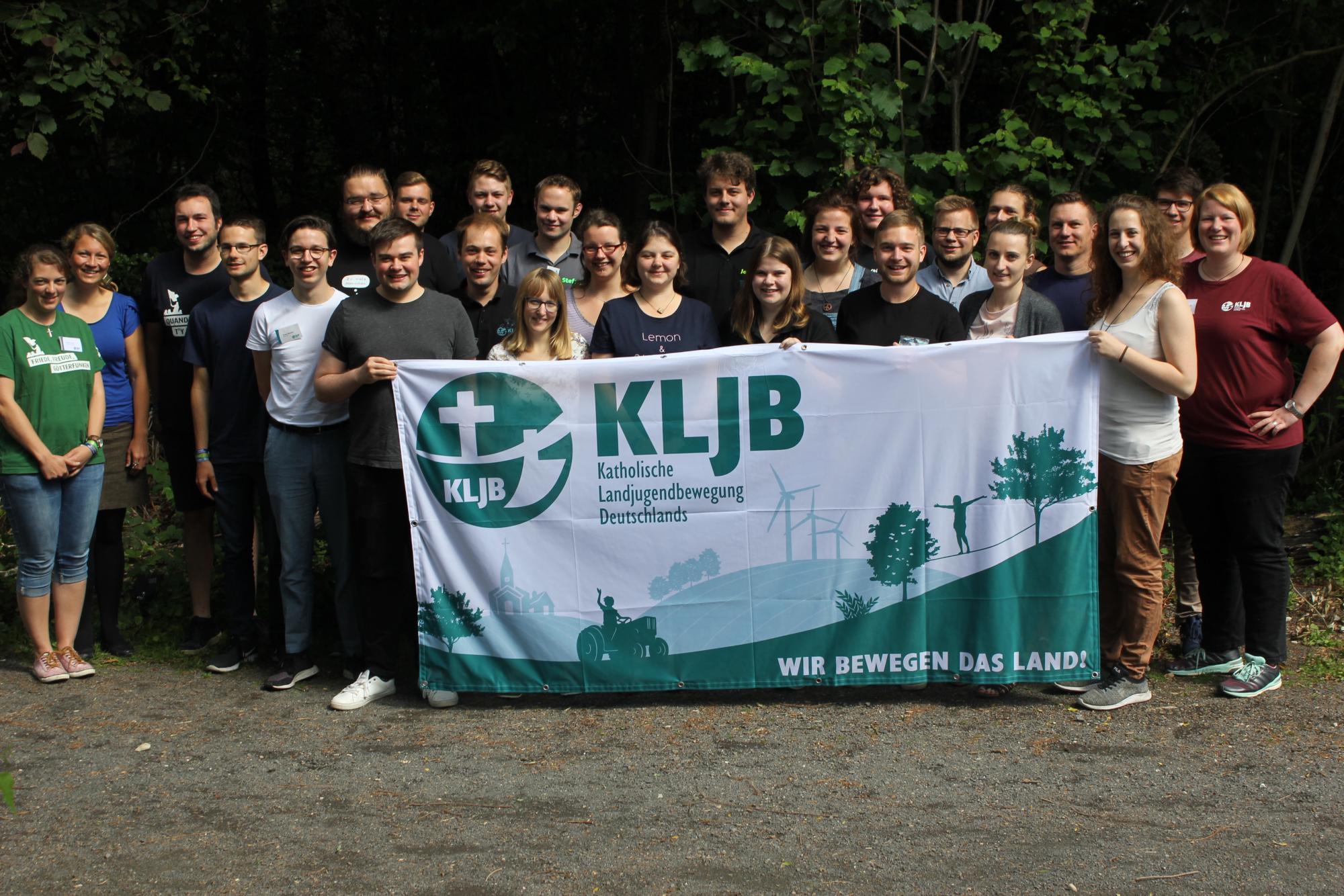 Gruppenfoto-Frühjahrs-Bundesausschuss-2019