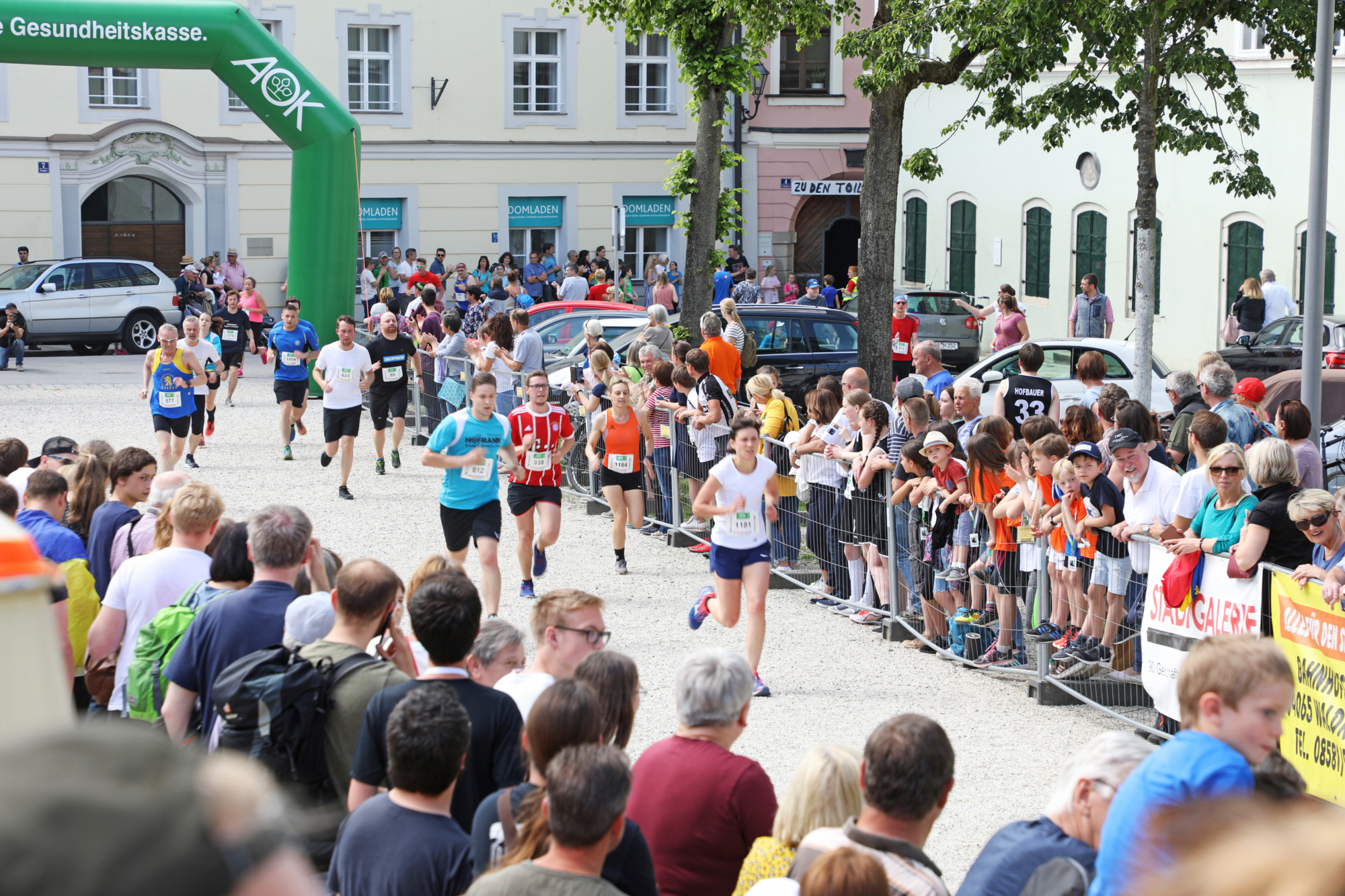 Laeufer beim Domlauf 2019 Wolfgang Bayer pbp