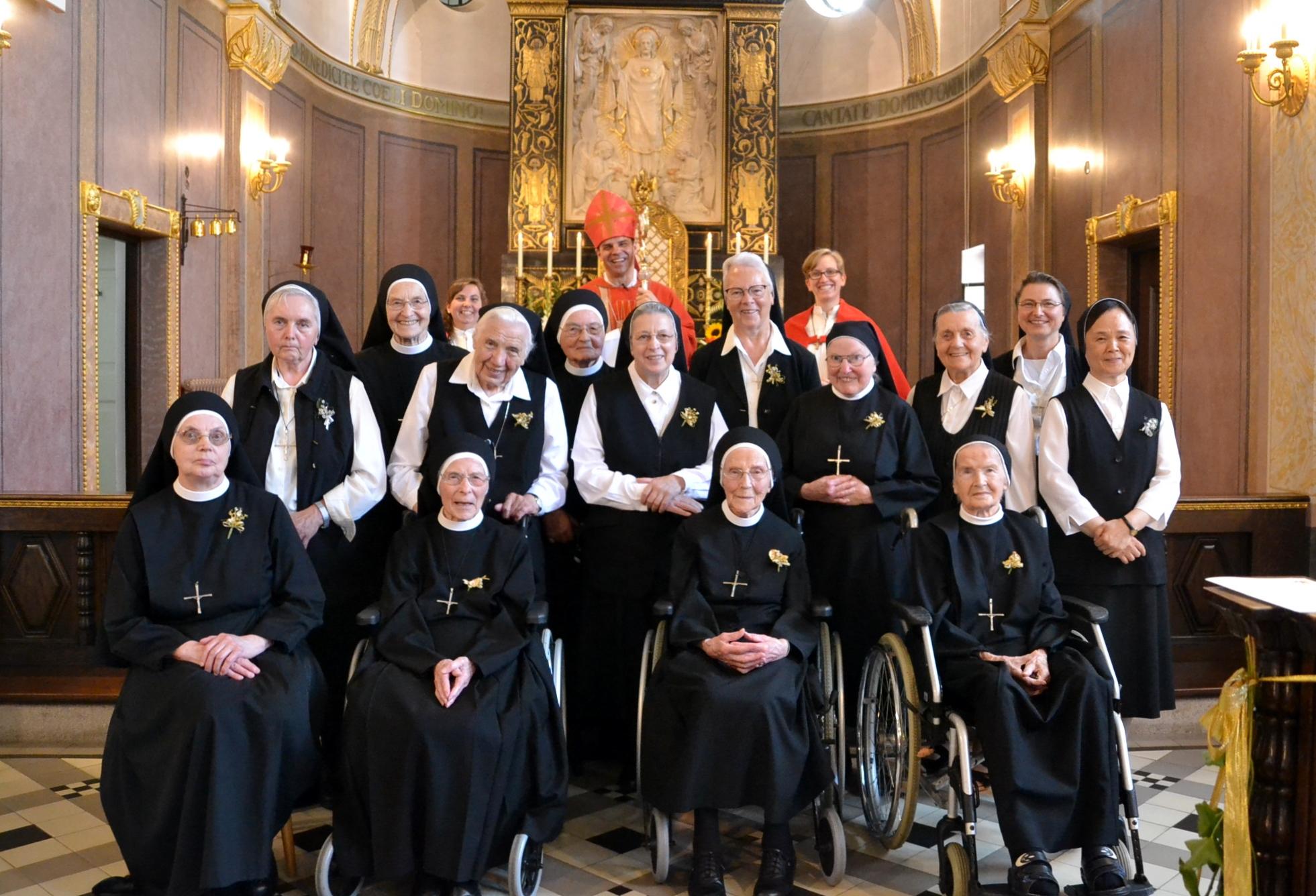 Professjubiläen im Provinzhaus Heiligkreuz AÖ mit Bischof Oster 14 08 2020 5