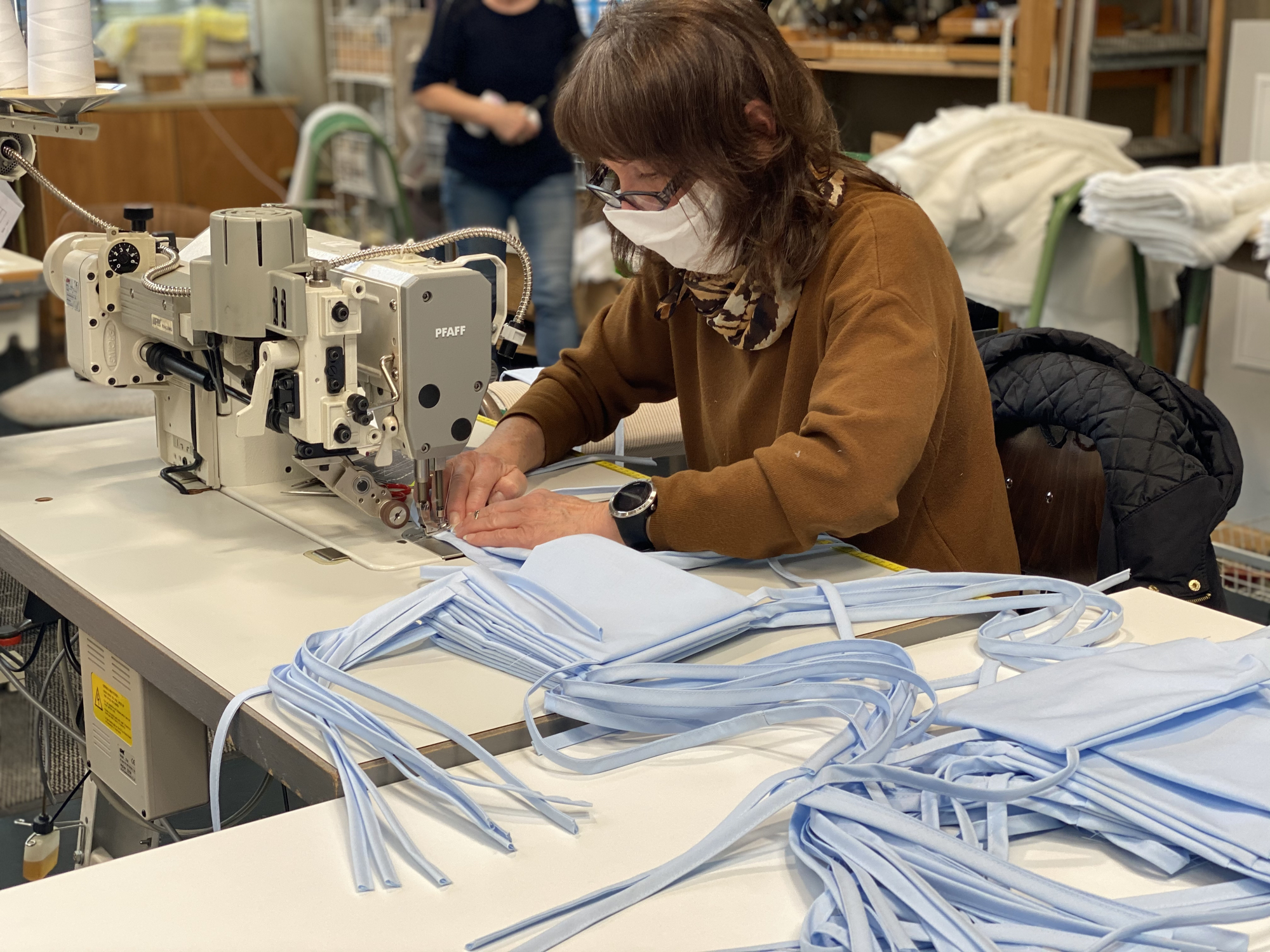 Wolfsteiner Werkstätten planen 100 000 Stück Mund Nasen Masken IMG 3573