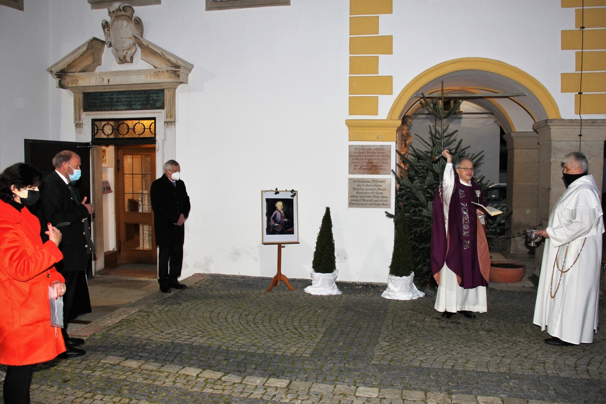 Bp Bistumsblatt Mozart Gedenktafel Enth llung PA Mariahilf Freyberg 05 12 2020 1