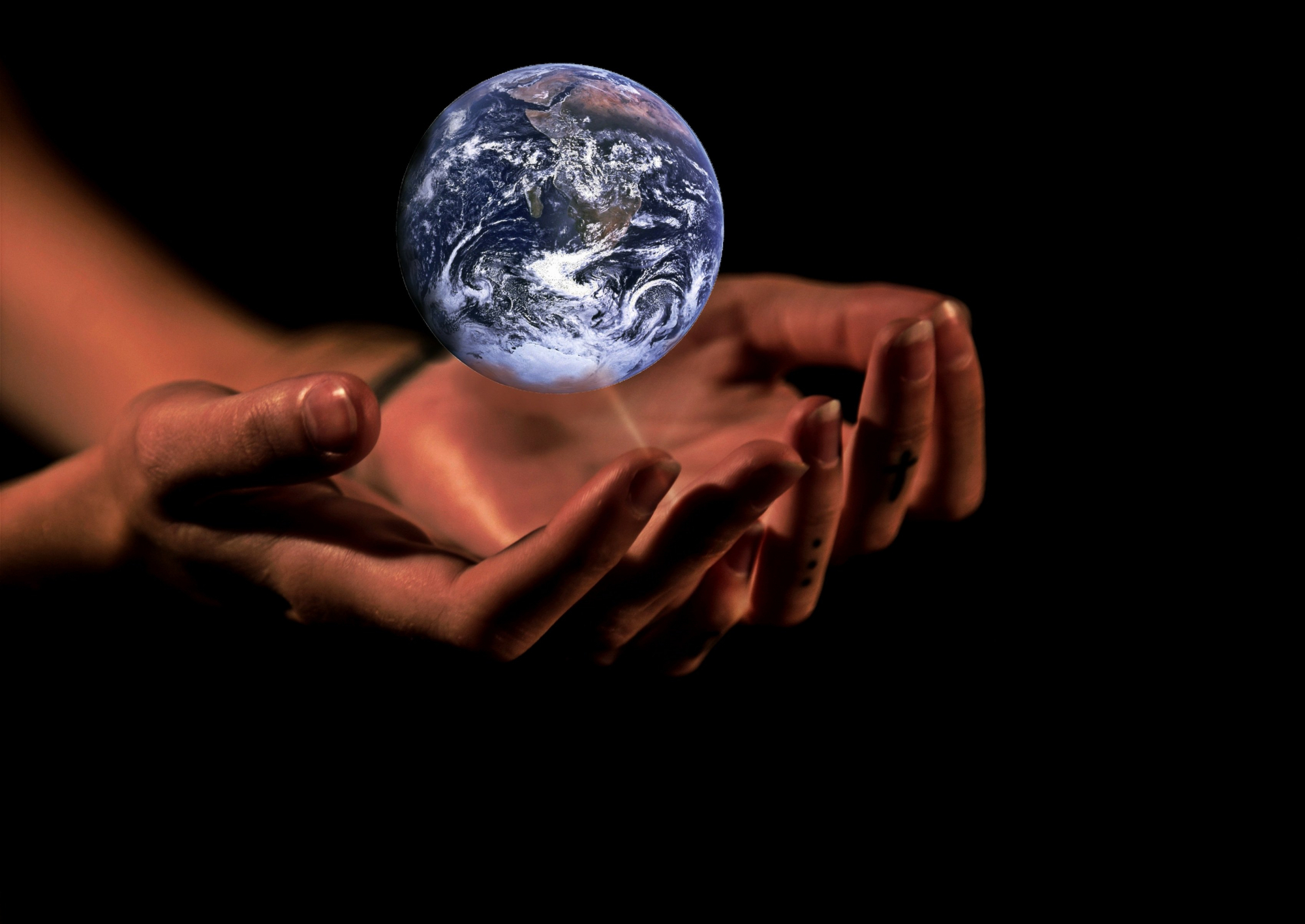 Hands-1222866