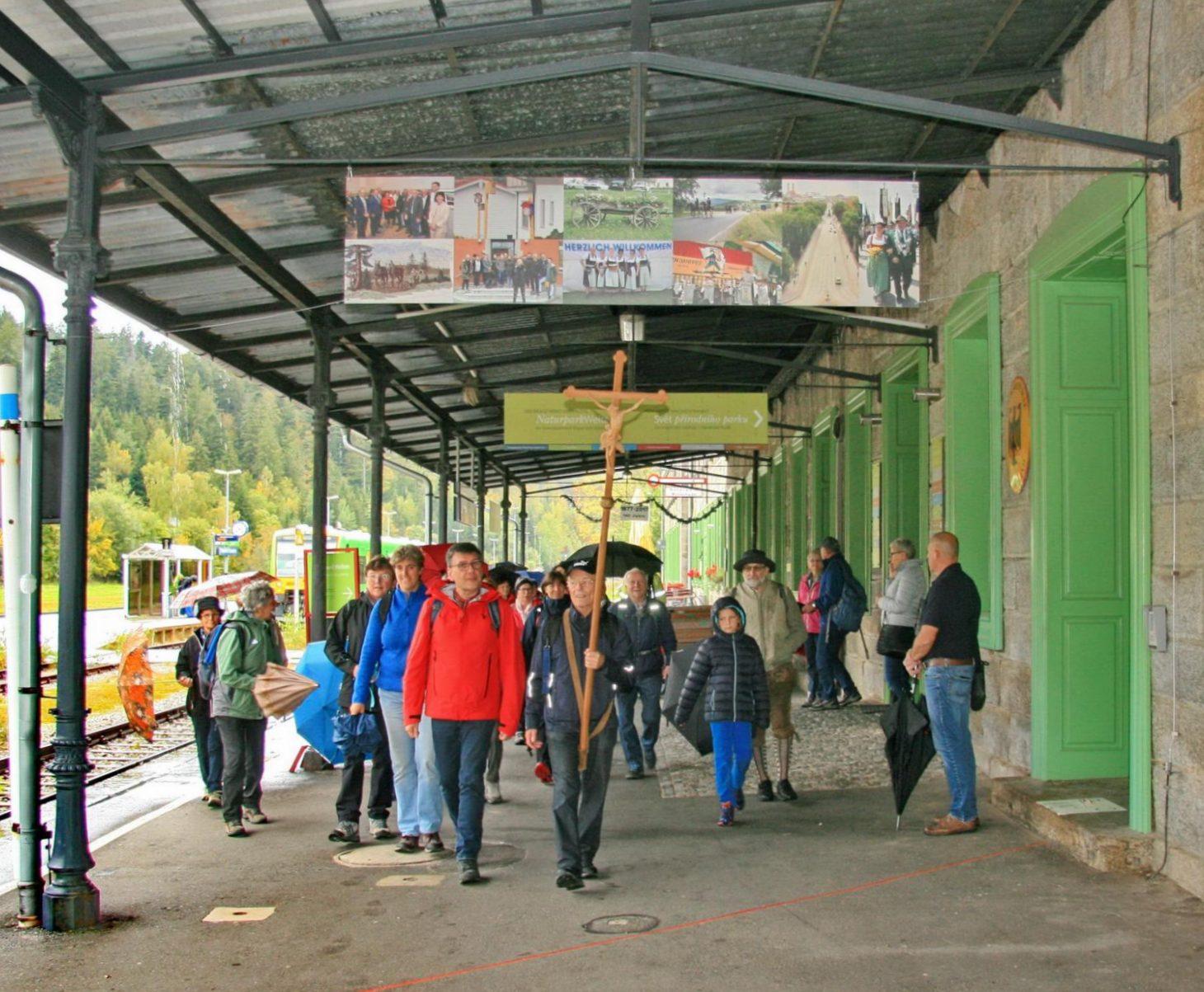 News_2019_Annawallfahrt-2019-Grenzbahnhof-GHaller-r