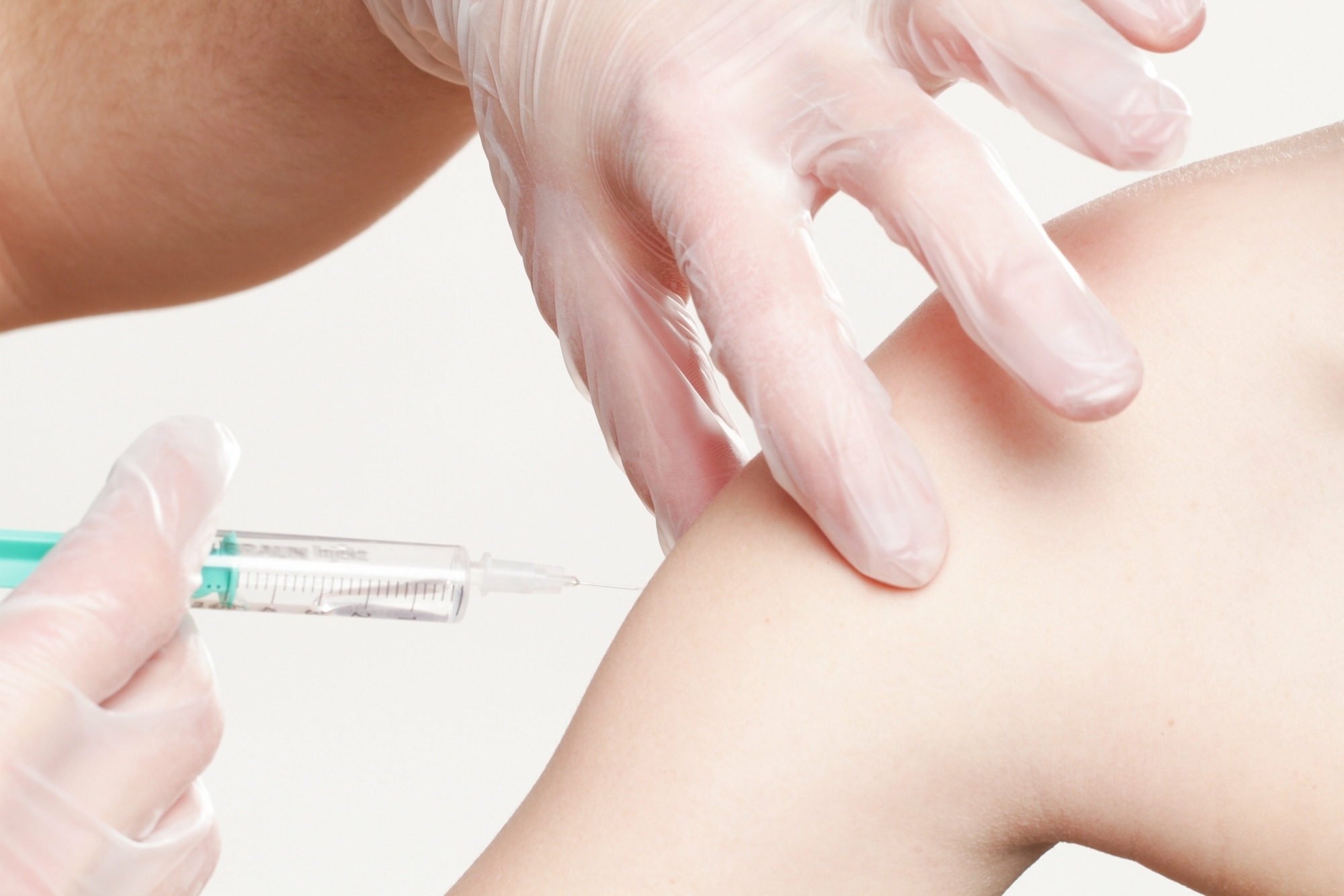 Vaccination 2722937 Bild von Angelo Esslinger auf Pixabay
