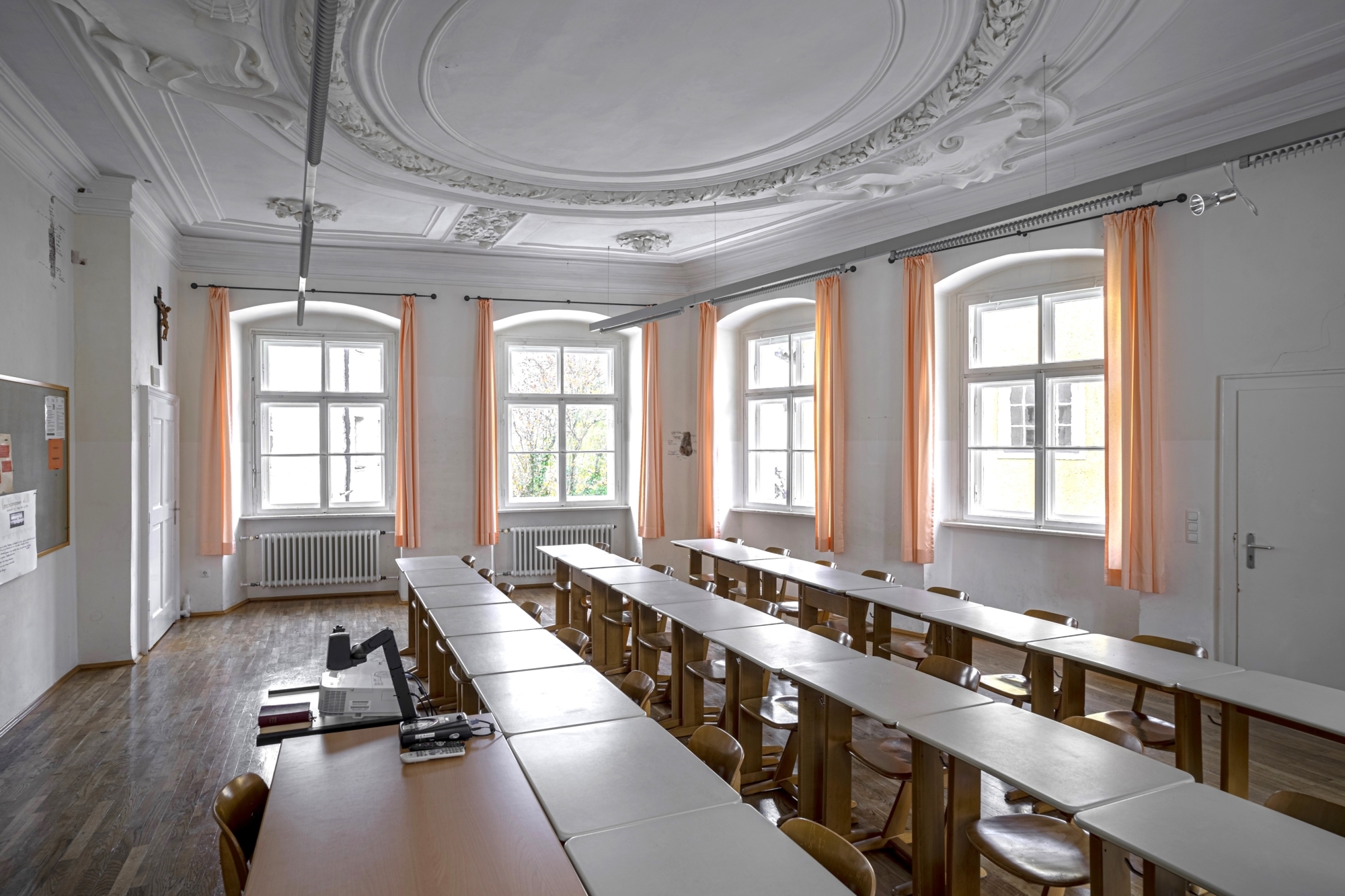 Aebtissinenzimmer heller