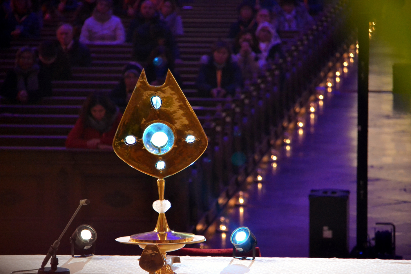 2020 11 22 aoelfb koenigsfest eucharistische anbetung6