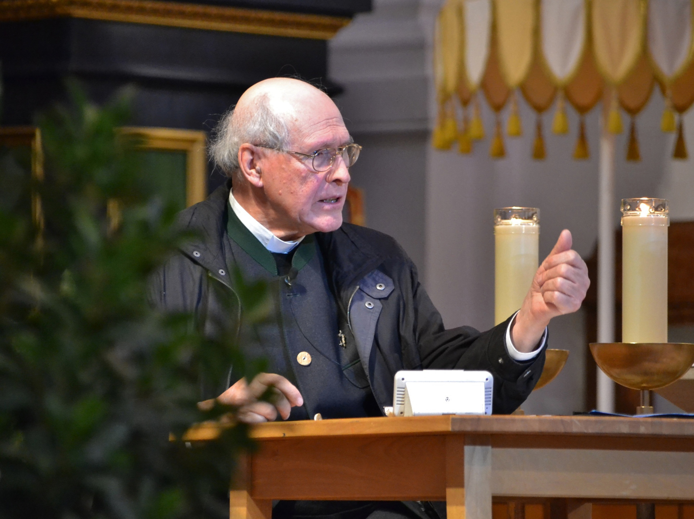2020 11 22 aoelfb koenigsfest pater hans boub2
