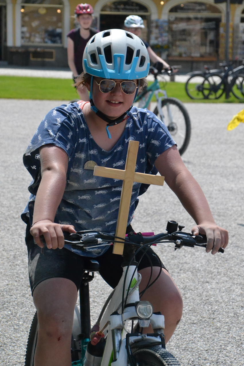 2021 06 15 aoelfb radwallfahrt neukirchen2