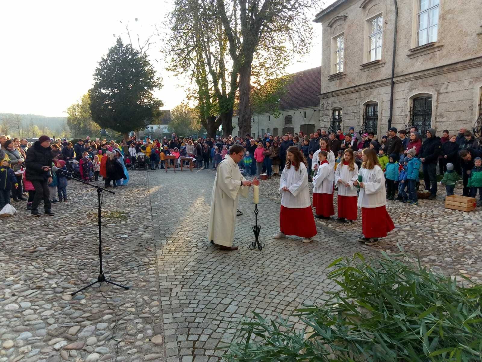 2022 04 April 16 Kinderosternacht Raitenhaslach 7
