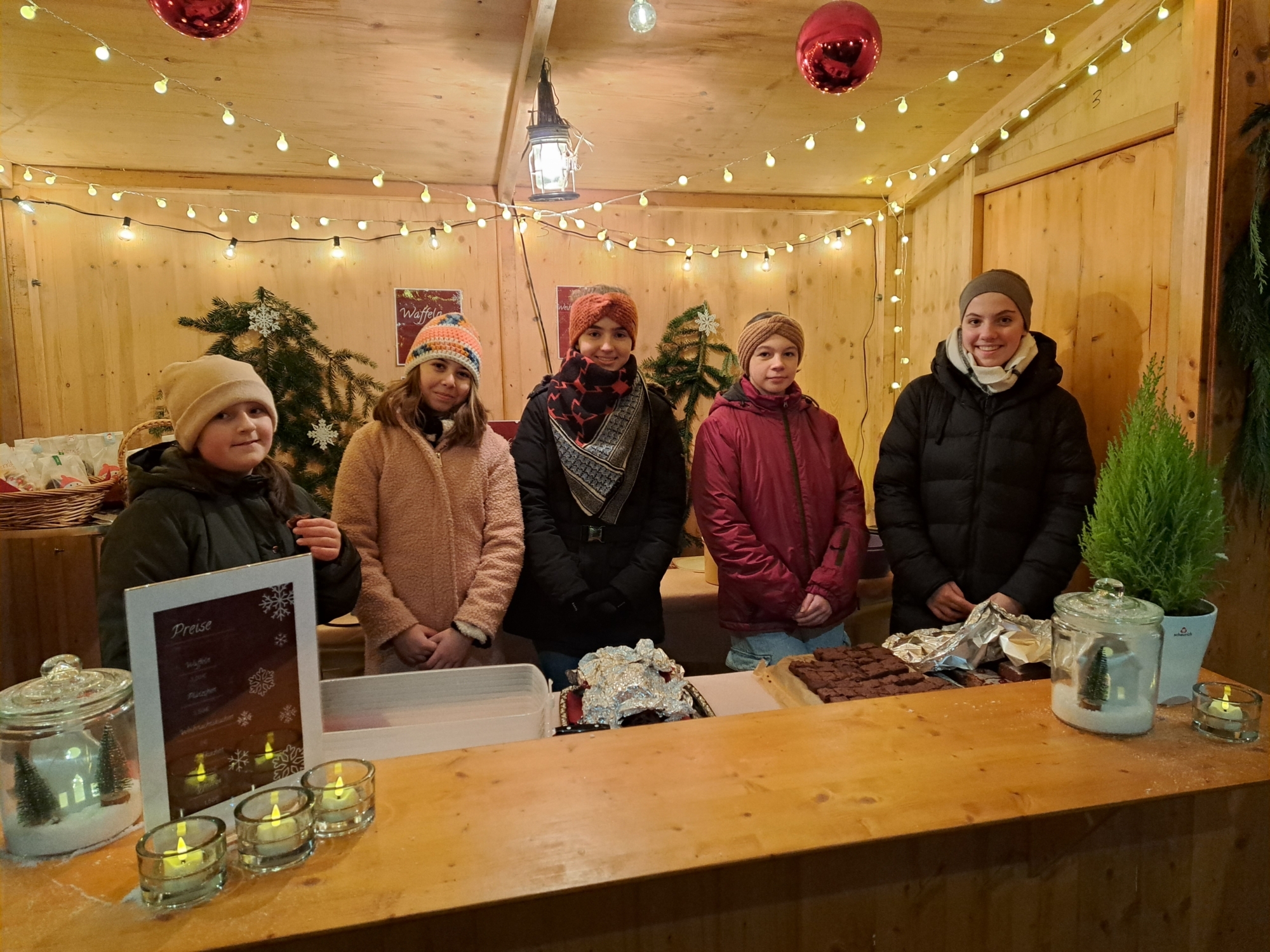 20231202 Christkindlmarkt Eichendorf Ministranten Aktion AS 6