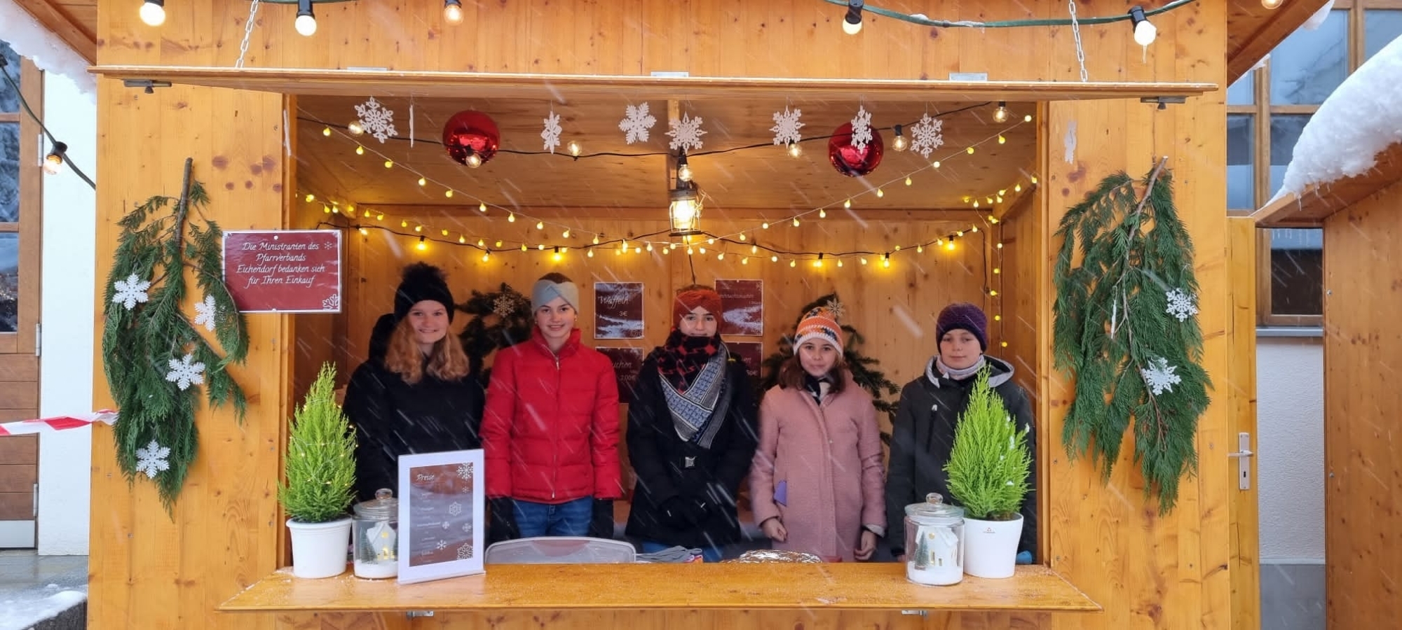 202312xx Christkindlmarkt Eichendorf Ministranten Aktion Magdalena Brunner 3