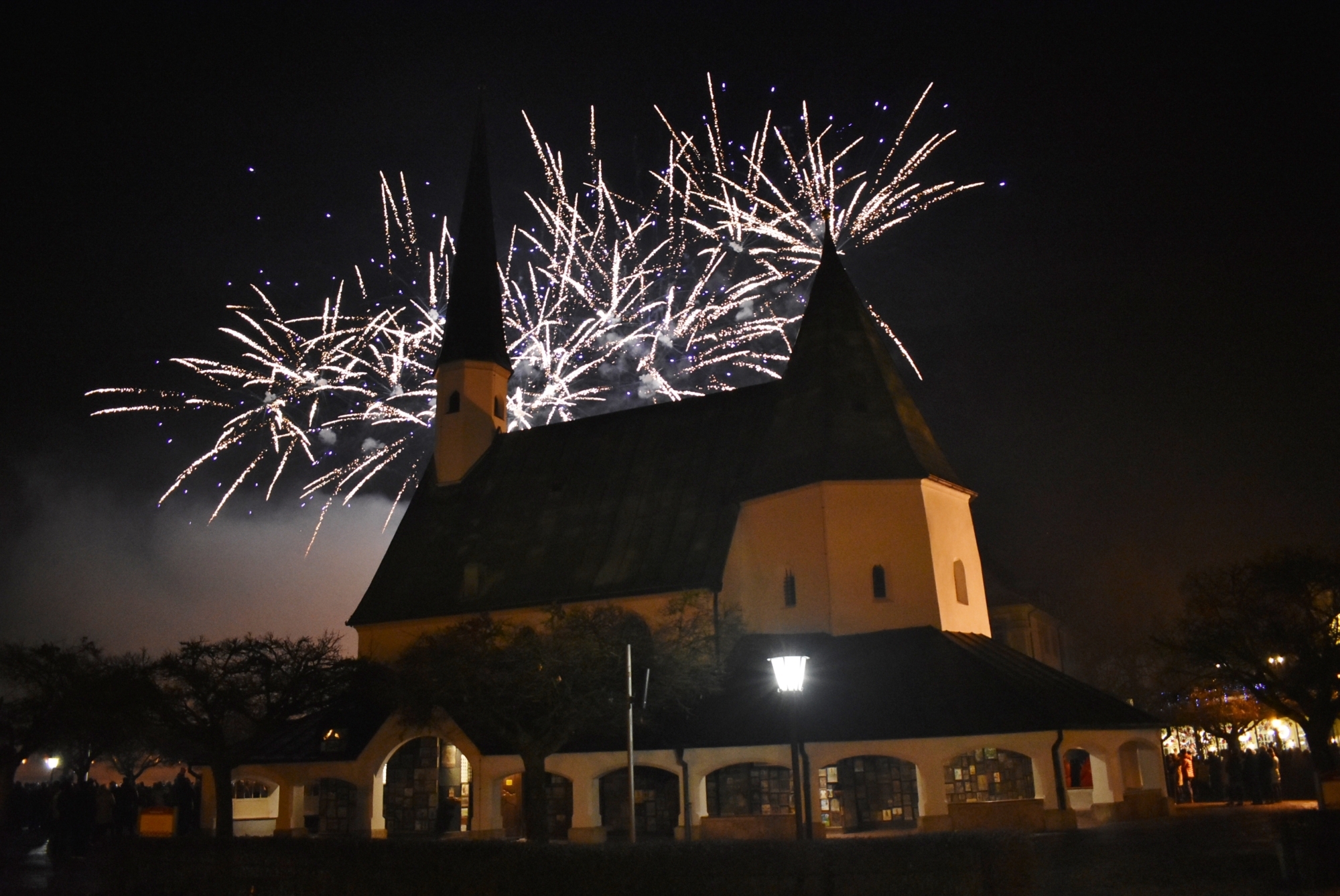 Feuerwerk an Silvester am Kapellplatz 2