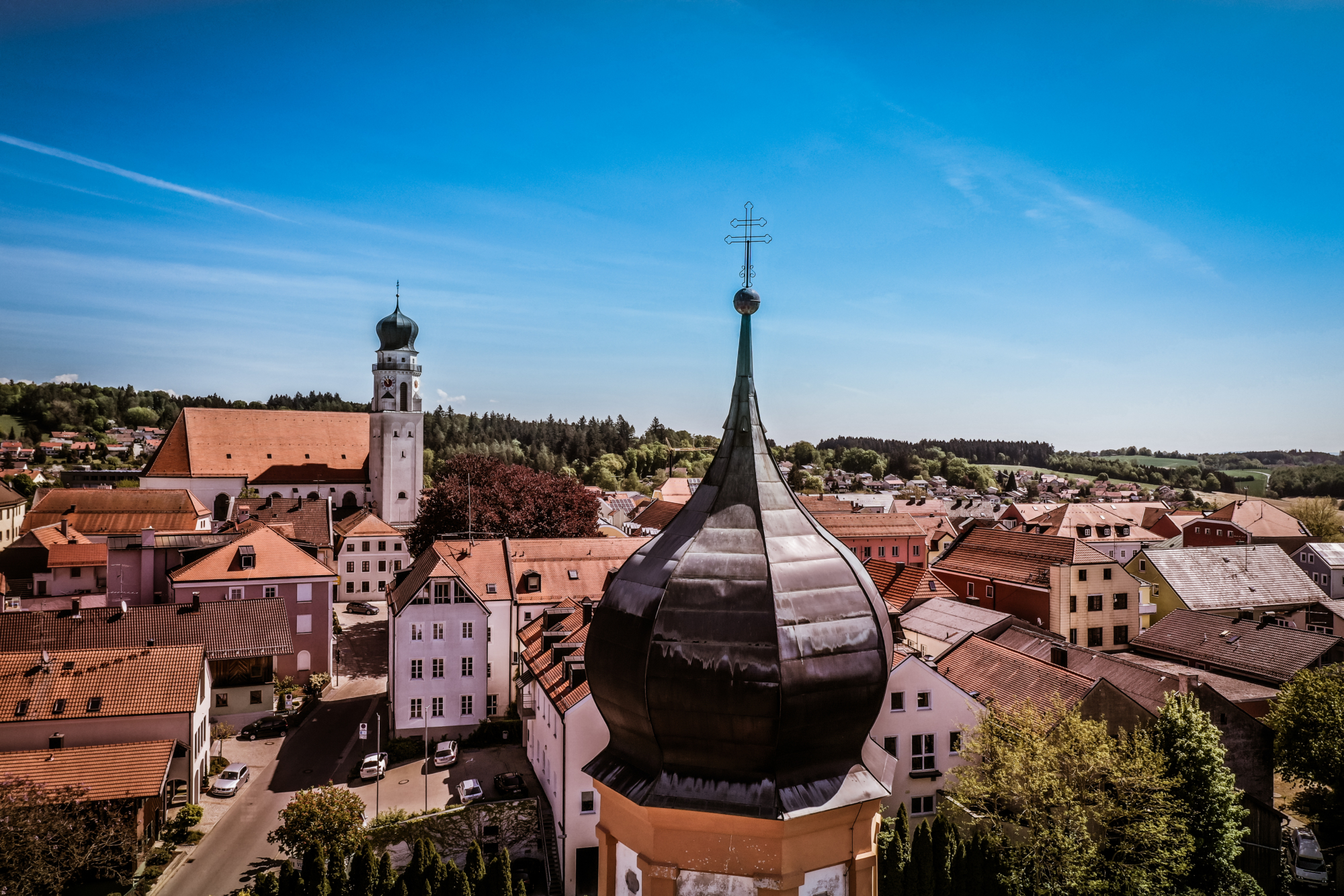 Gri Pfarrkirche außen
