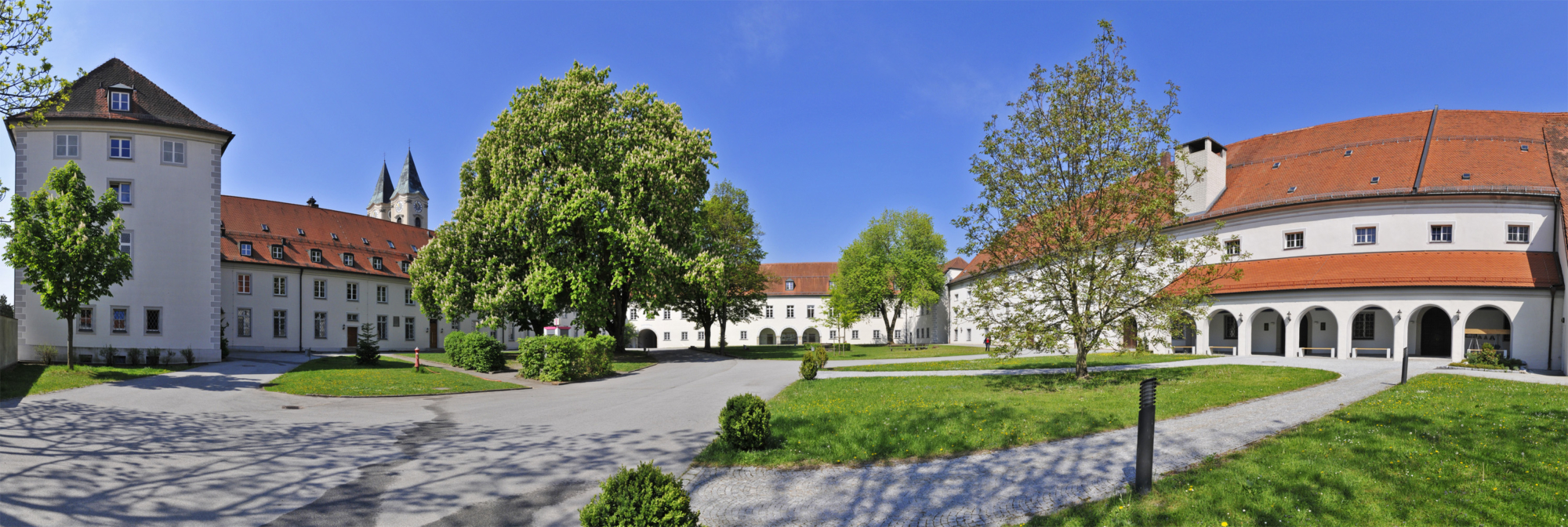 Niederalteich Innenhof