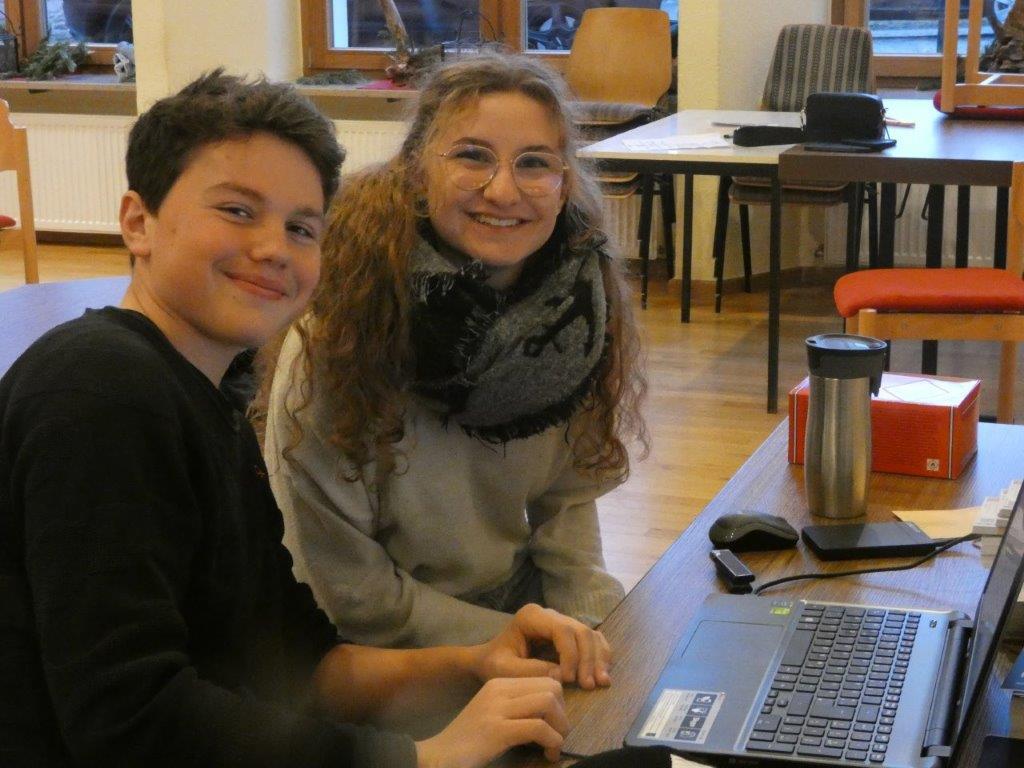 Oberminis bei der Arbeit