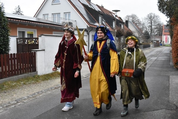 Sternsinger unterwegs in Altötting 2025