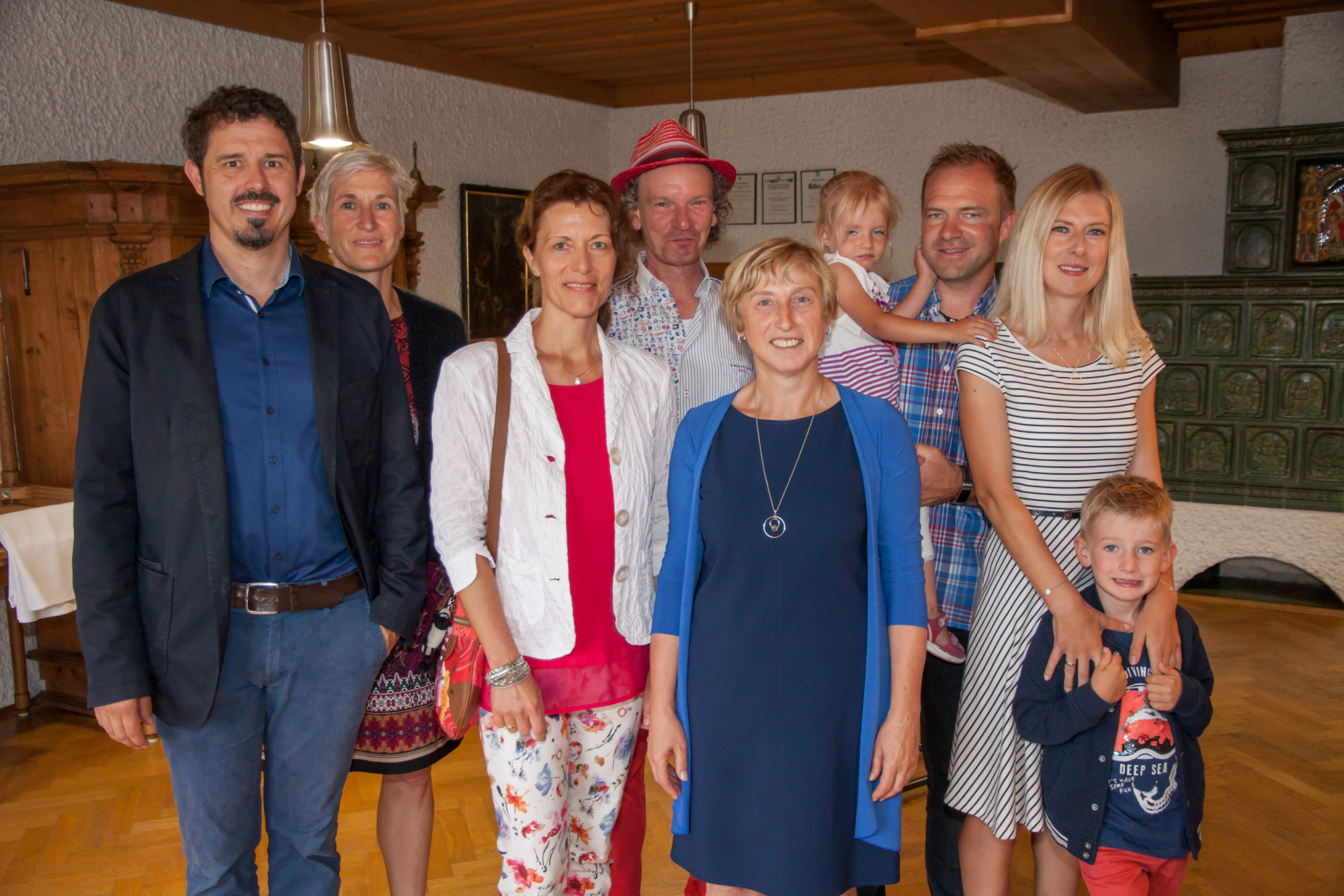Uhh_2019_07_Nachrichten_Gruppenfoto Weg