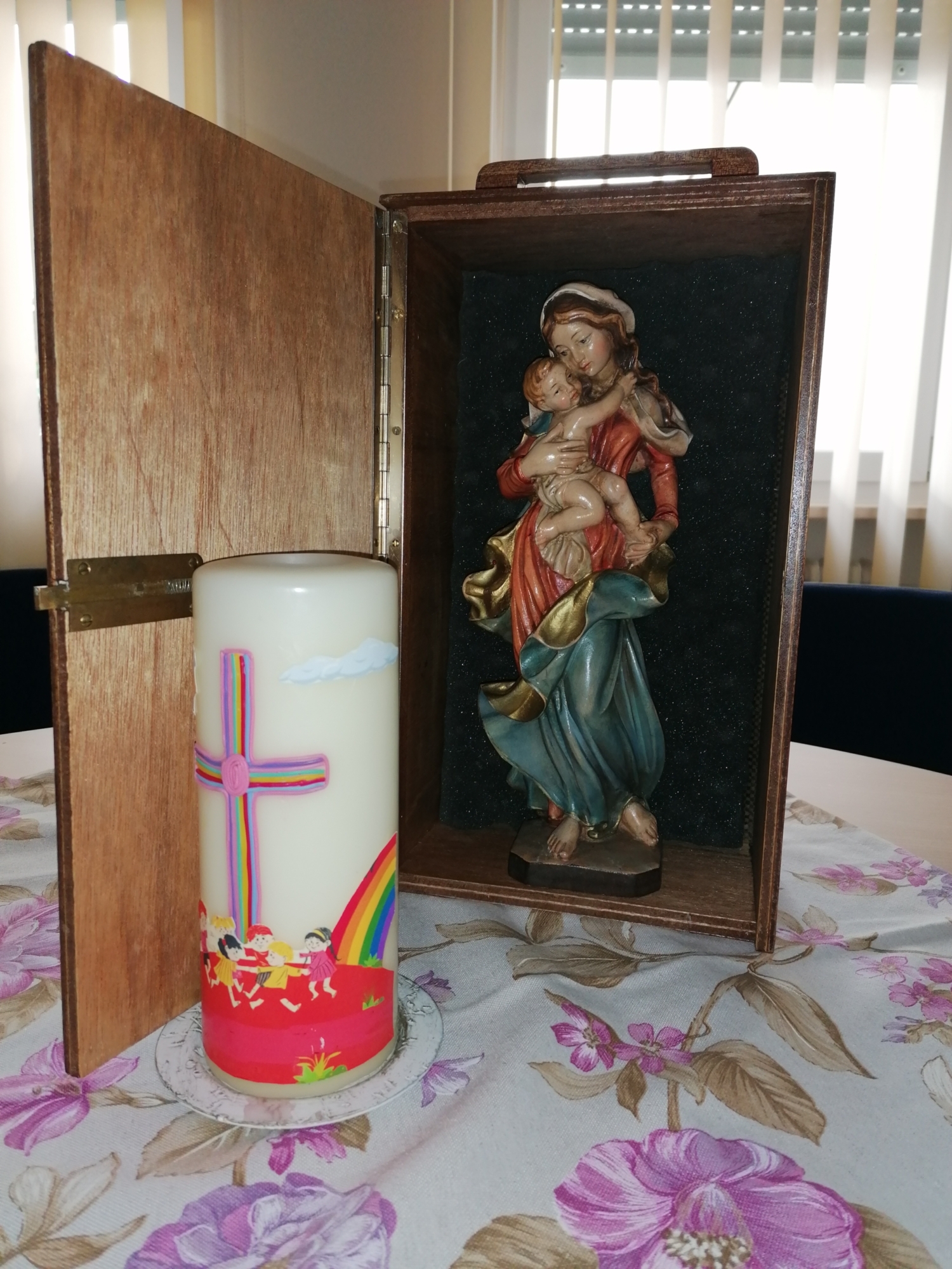 Aoes Frauentragen 141123