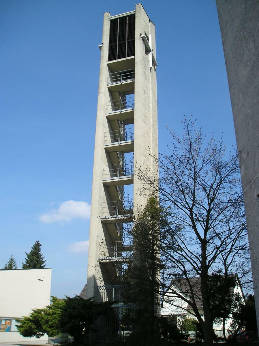 Aoes St Josef Kirchturm