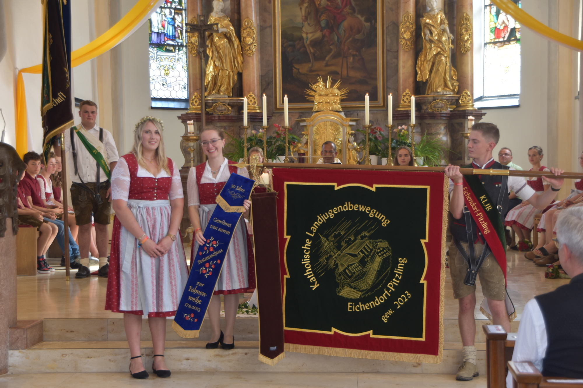 Vh 1 Fahnenweihe 332