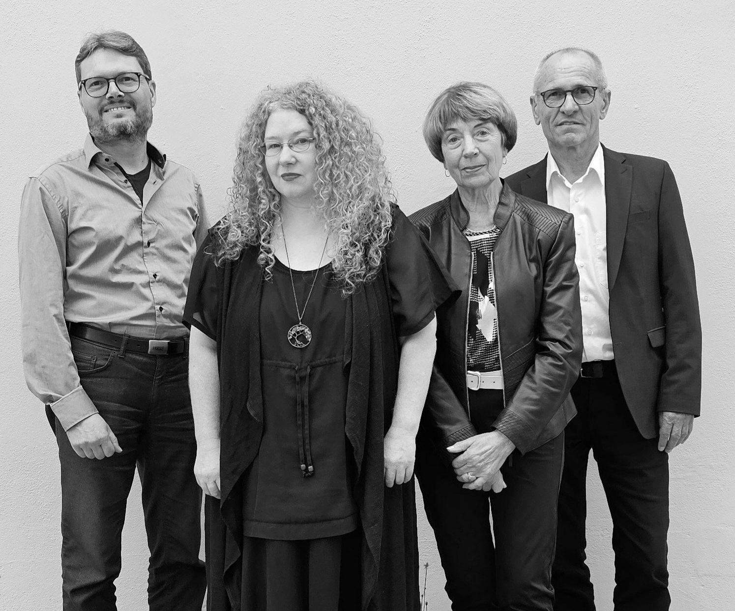 Weltenbaum Team B Foto Elke Rott 002 sw