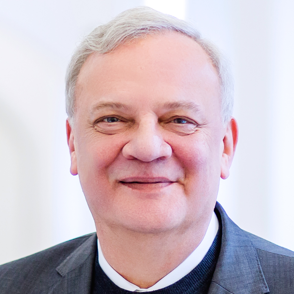 Gerhard Auer neu