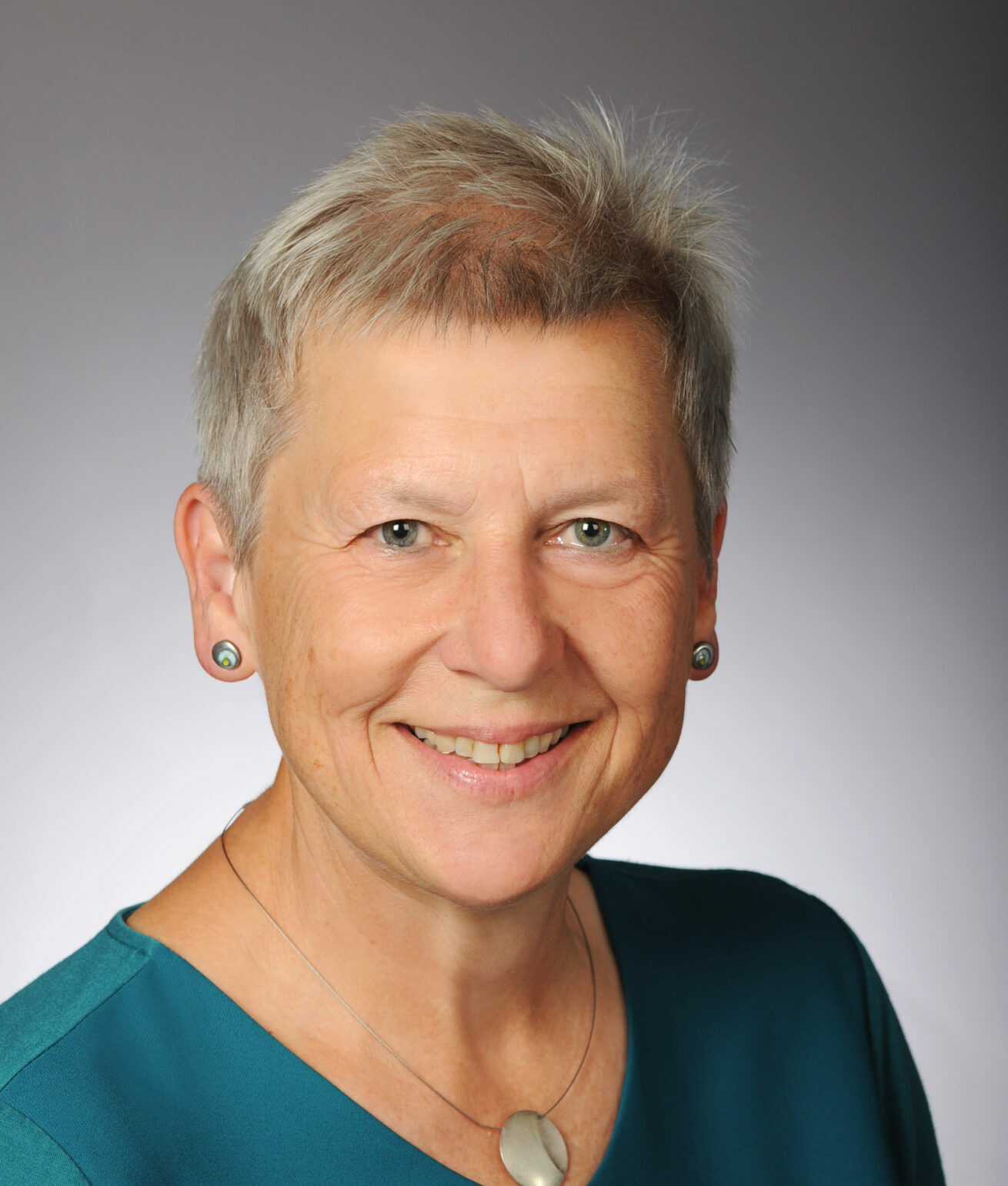 Groemer Helga Color Volle Aufloesung